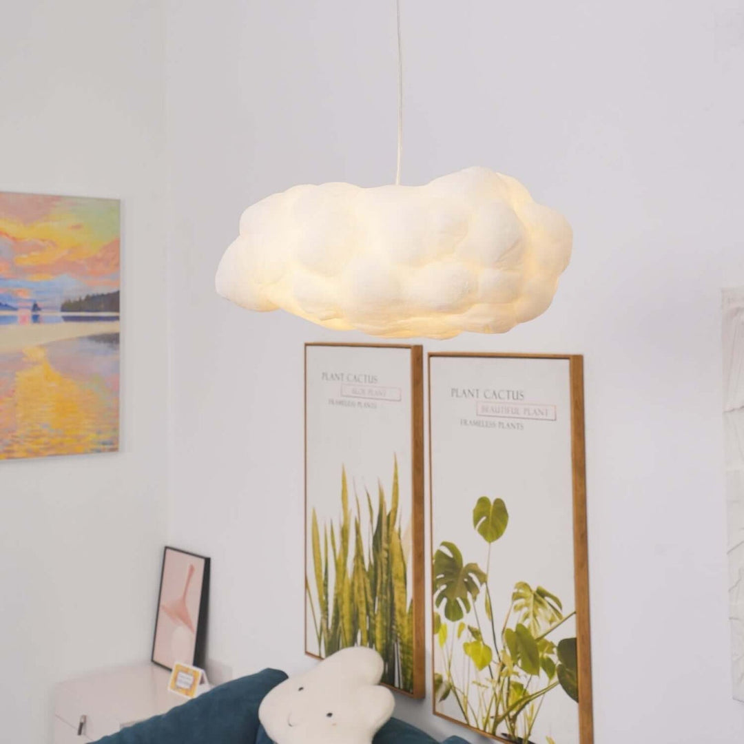 CloudGlow Sky pendellampe, minimalistisk indretning, skaber behagelig atmosfære med varmt eller hvidt lys.