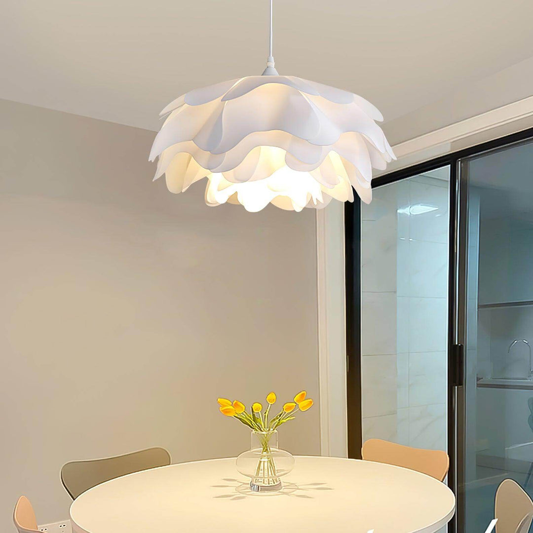Hvid blomster LED pendellampe