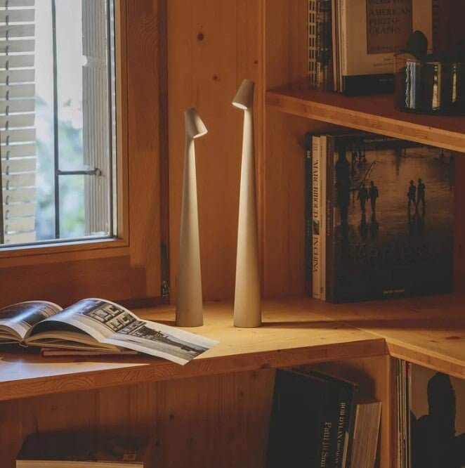 Bærbar LED-bordlampe, dæmpbar, i aluminium