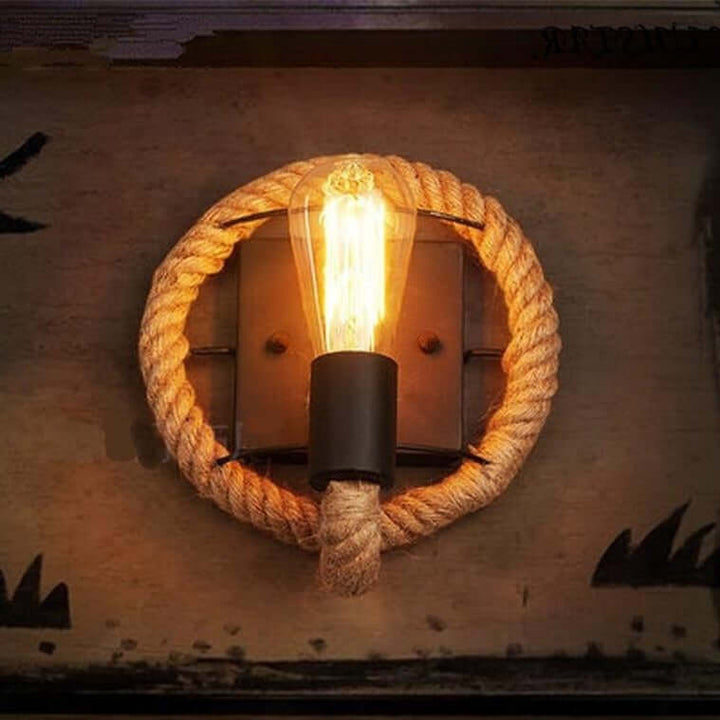 Vintage væglampe i industrielt design med reb
