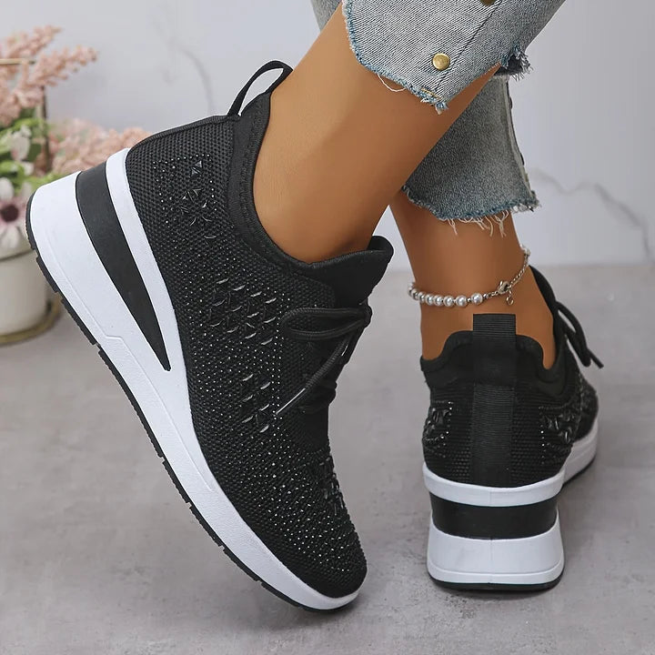 Elegante Dame Annika ortopædiske sneakers med skinnende rhinsten; det ideelle fodtøj for komfort.
