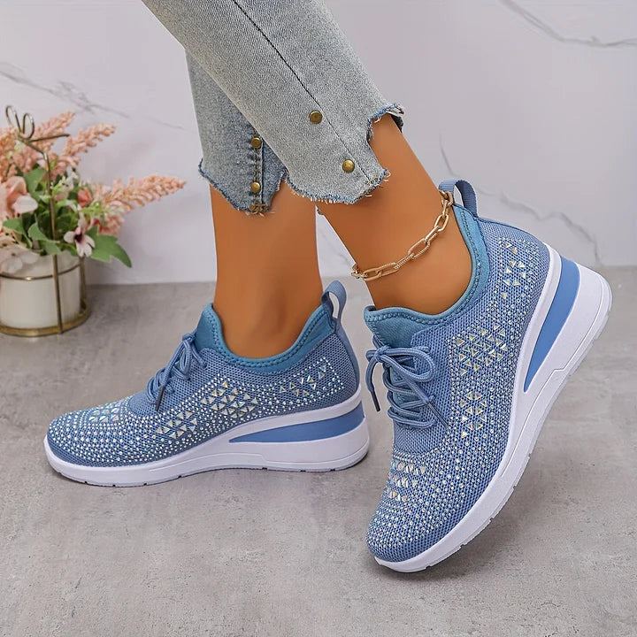 Dame Annika ortopædiske sneakers med rhinsten; designet til maksimal komfort og stilfuld støtte.