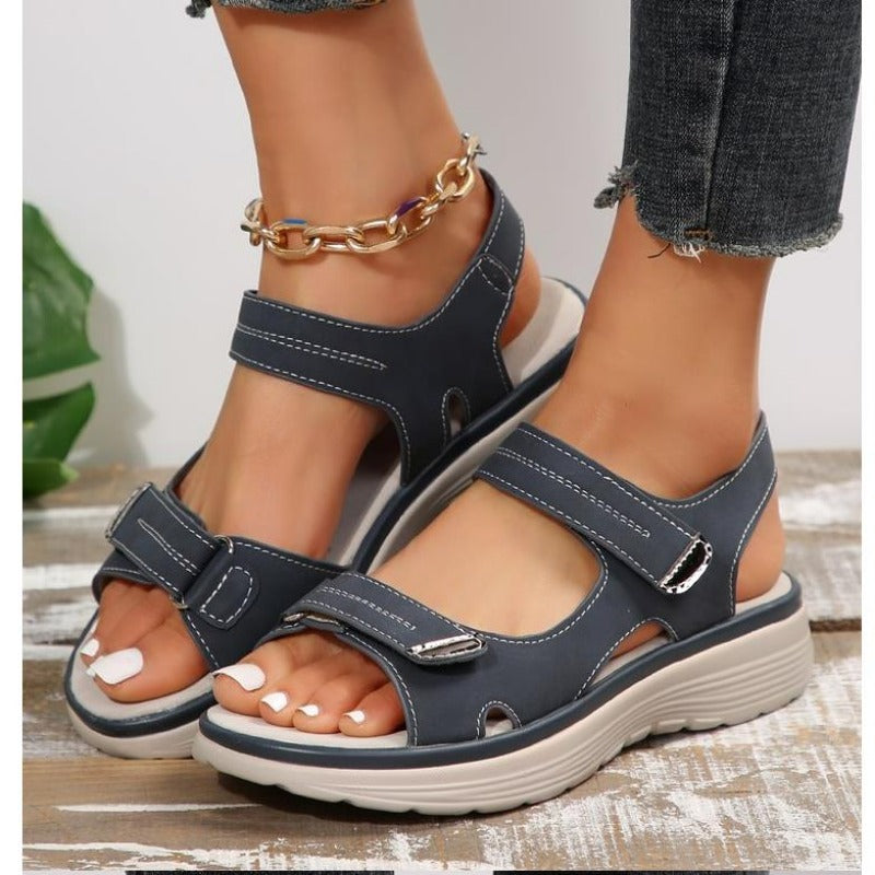 Dame FlexiFeet ortopædiske sandaler for sunde fødder. Forebygger fodsmerter med svangstøtte og komfort.