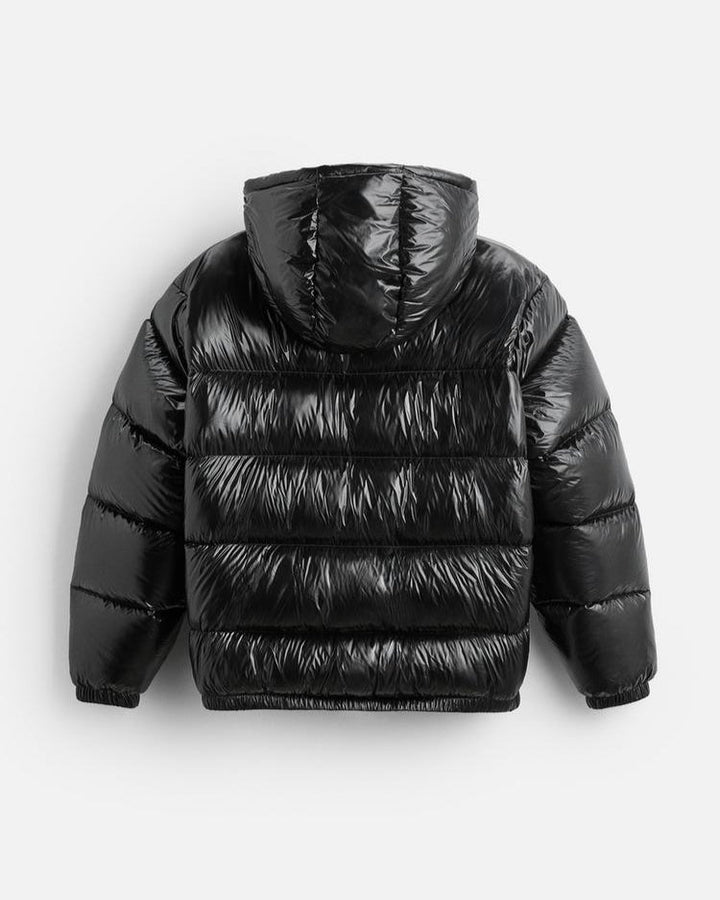 Trendy quiltet vinterjakke til damer, kort model med stilfuld hætte.
