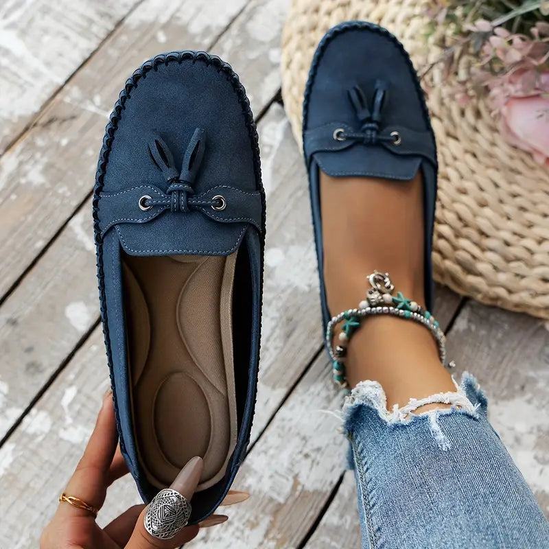 Slip-on ortopædiske loafers, brun, med en fleksibel sål for bedre bevægelse og komfort.