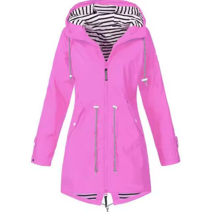 Casual modejakke til kvinder. Parka jakke med stribet for og funktionel snøre i taljen for et stilrent look.