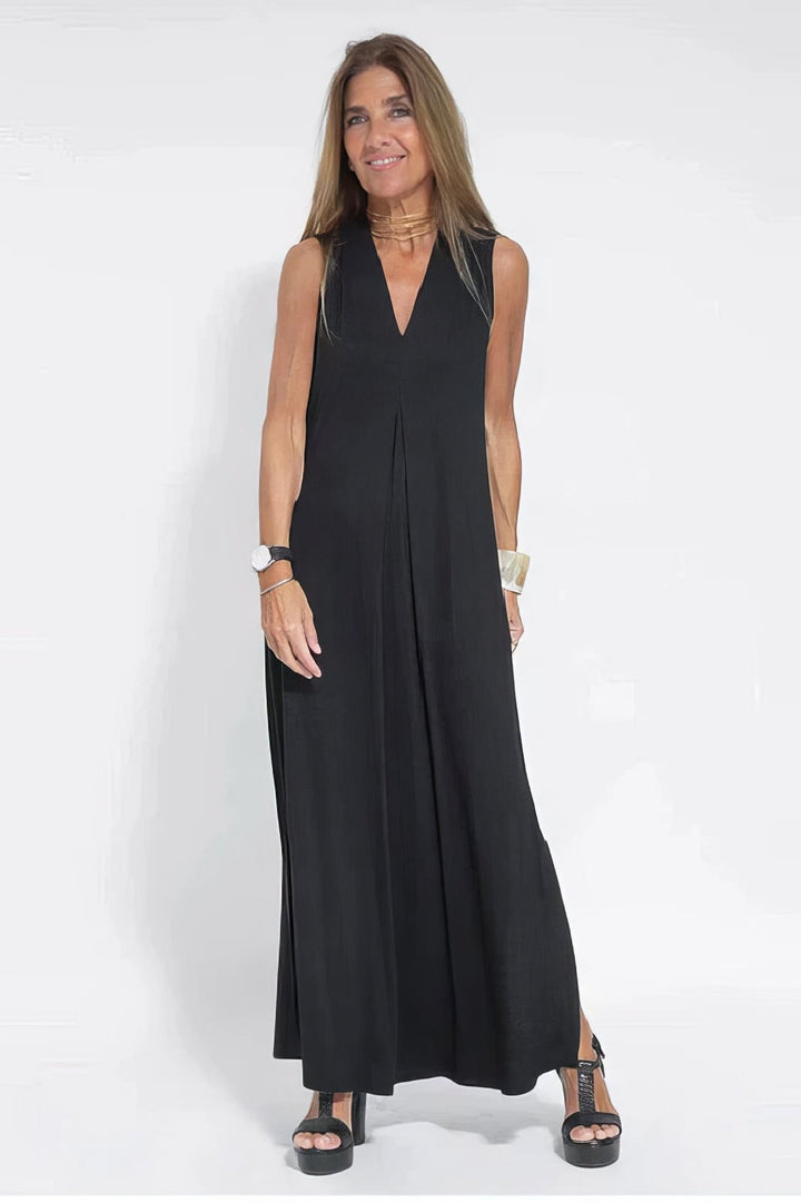 Elegant plus size maxikjole til damer med V-hals, perfekt til sommer og fest.