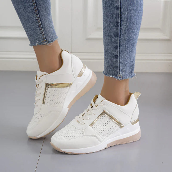 Moderne dame sneakers med blød dæmpning, designet for optimal komfort og stilfuldt look.
