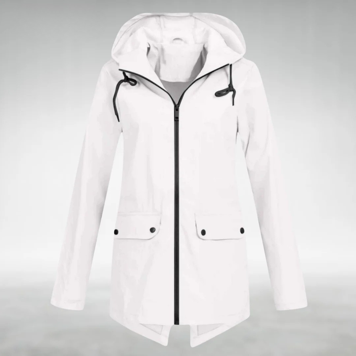 Figursyet softshell damejakke til outdoor og fritid, vind- og vandafvisende med hætte.