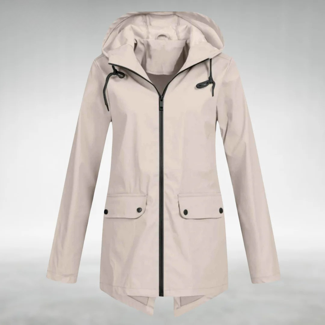 Stilfuld dame softshell overgangsjakke med hætte, ideel til forår og efterår.