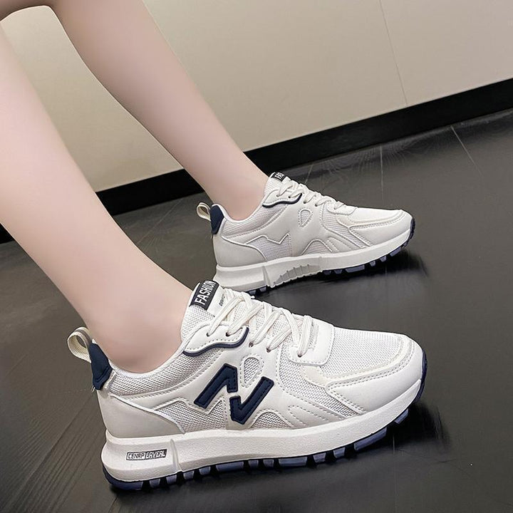 Damesneakers, sporty, åndbare, gråt mesh, skridsikker ydersål; ideelle til hverdag og sport; behagelige og lette.