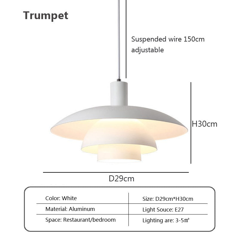 Dansk design pendellampe af metal og glas i skandinavisk stil, elegant og alsidig til moderne indretning.