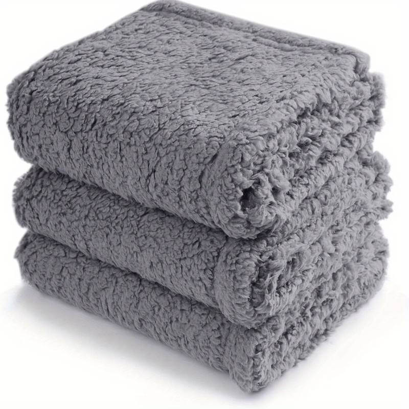 Hyggelig fleece-tæppe til hvalpe - blødt og varmt