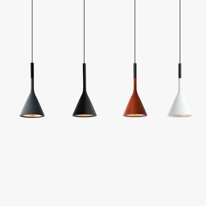 Moderne trekantet pendellampe - metal