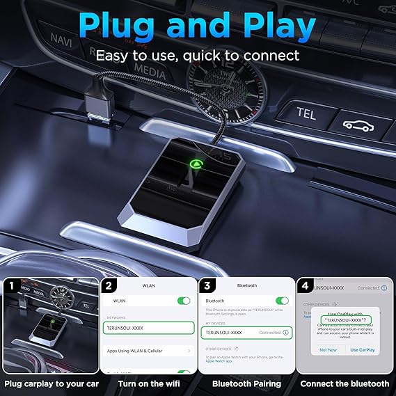 Trådløs CarPlay-adapter i bilens stik med elegant, glanssort design for trådløs forbindelse.