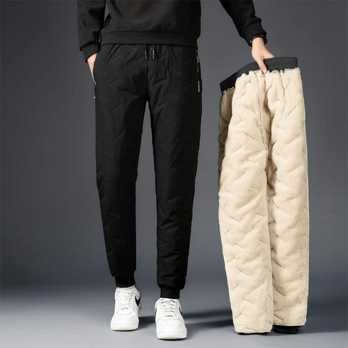 Komfortable fleece termobukser med dobbeltlag. Ideelle som varme vinterbukser til udendørs aktiviteter.
