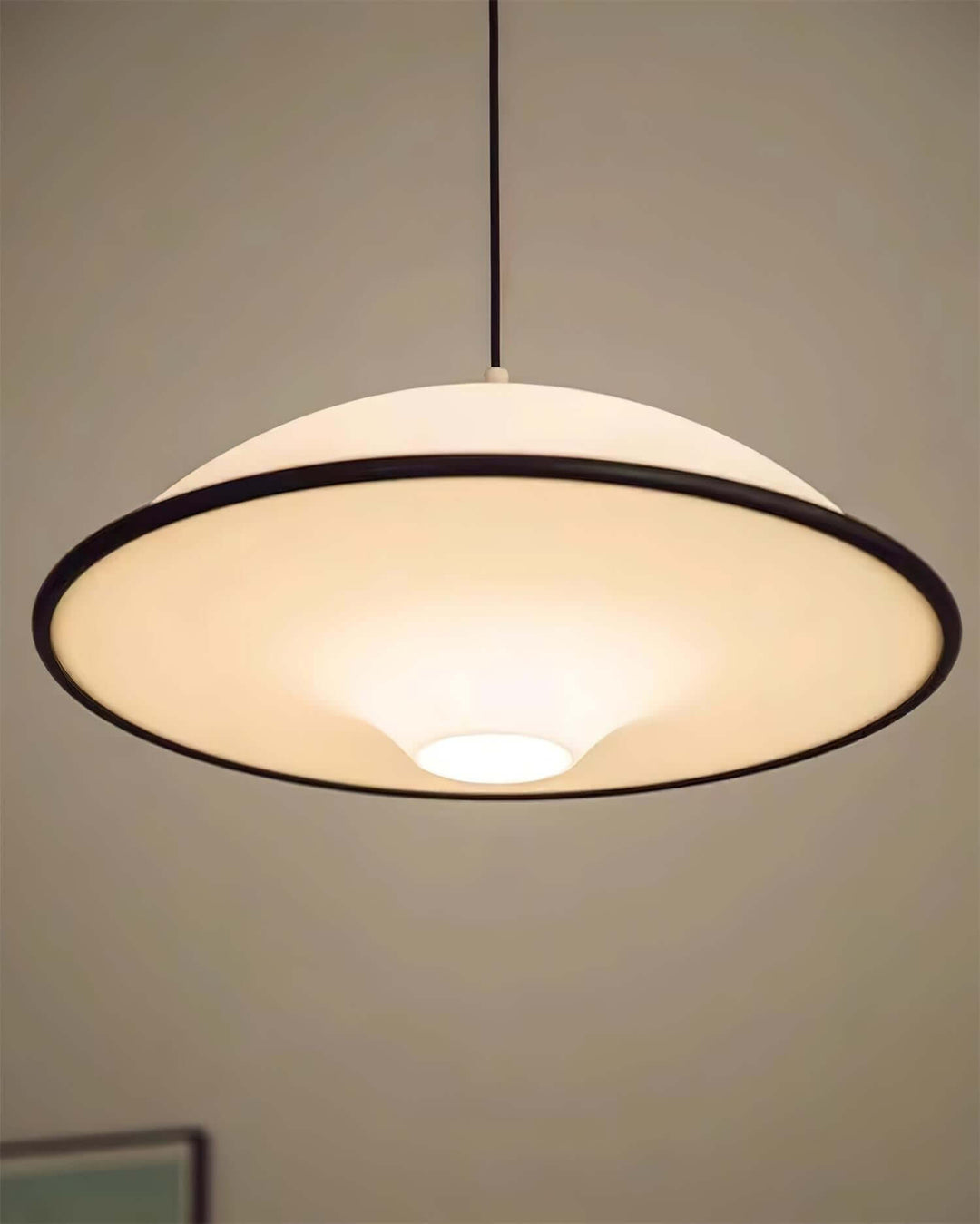 UFO Pendel Lampe - Akryl & Metal