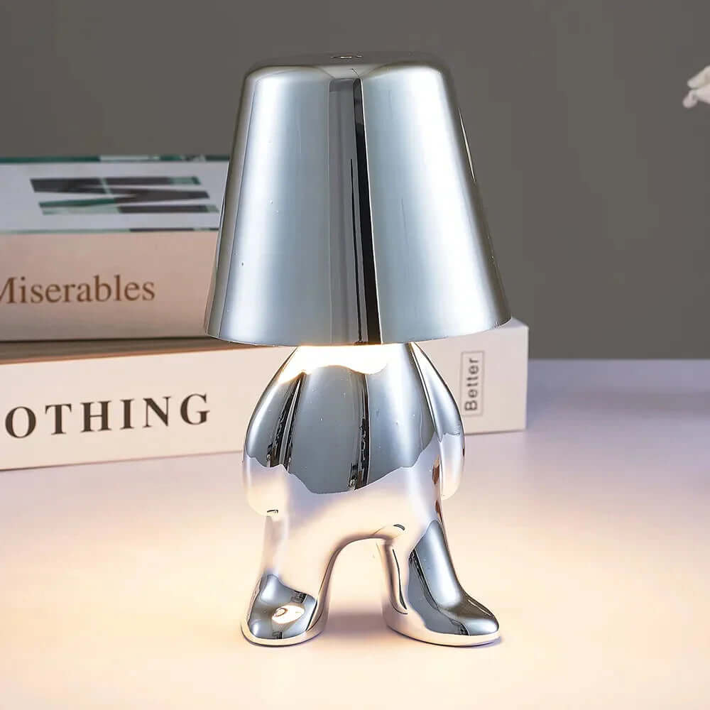 Minimalistisk LED bordlampe med varmhvidt lys