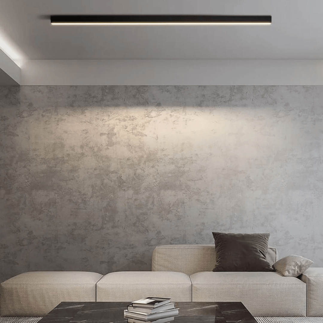 Lineær LED loftslampe i industrielt design