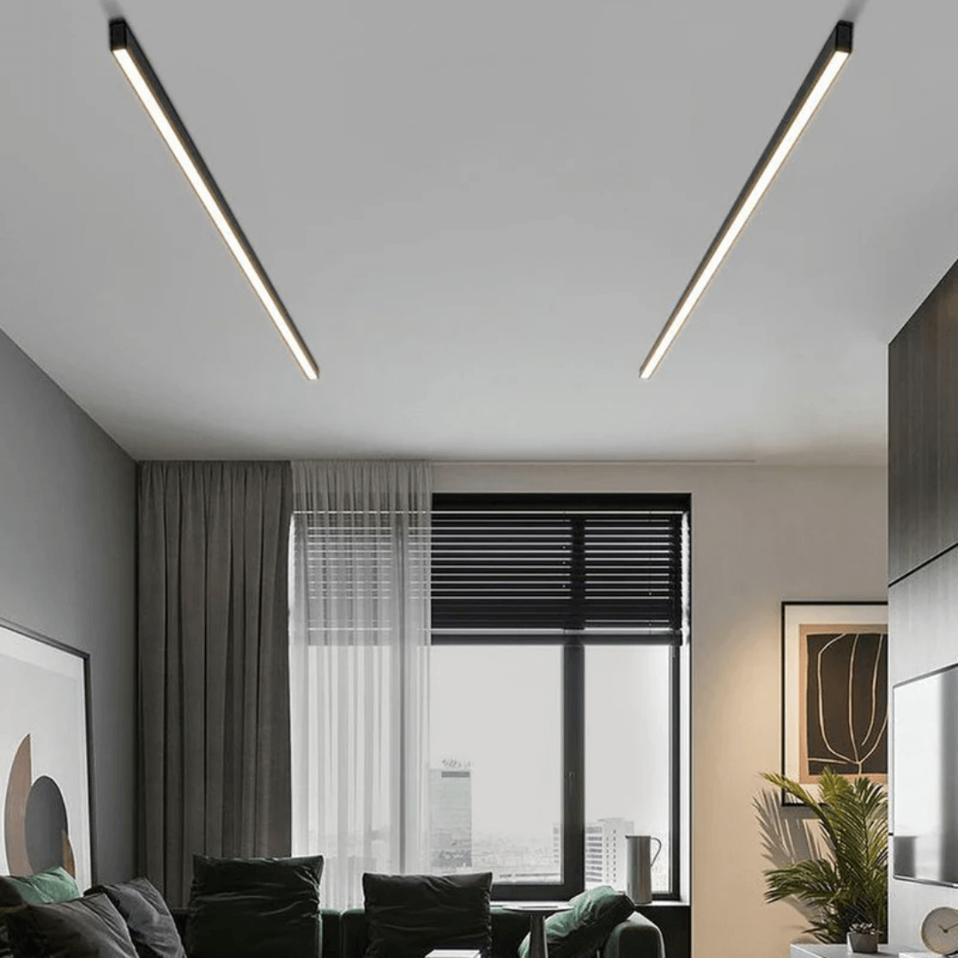 Lineær LED loftslampe i industrielt design