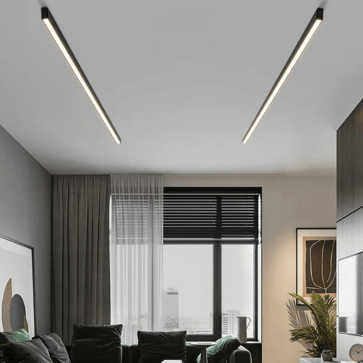 Lineær LED loftslampe i industrielt design