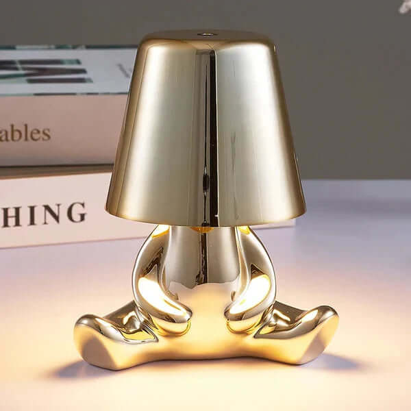 Minimalistisk LED bordlampe med varmhvidt lys