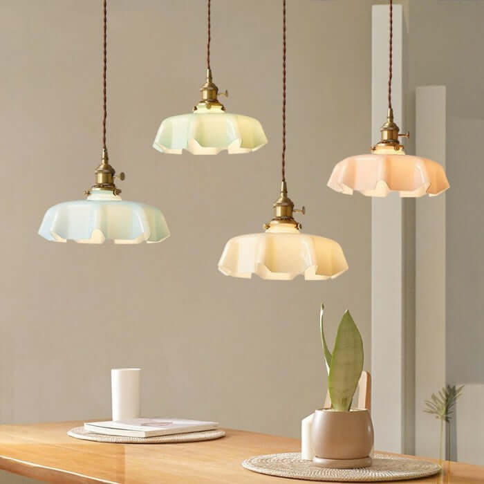 Retro Pendellampe i creme glas blomsterdesign