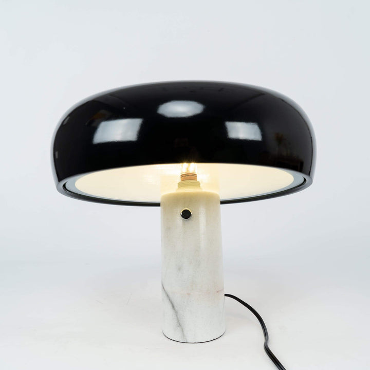 Designer Bordlampe i Marmor