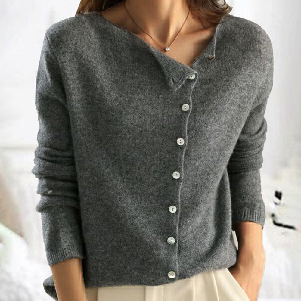 Elegant Camille cardigan til kvinder med stilfuld sidelukning, perfekt til efterårsmode og komfort.