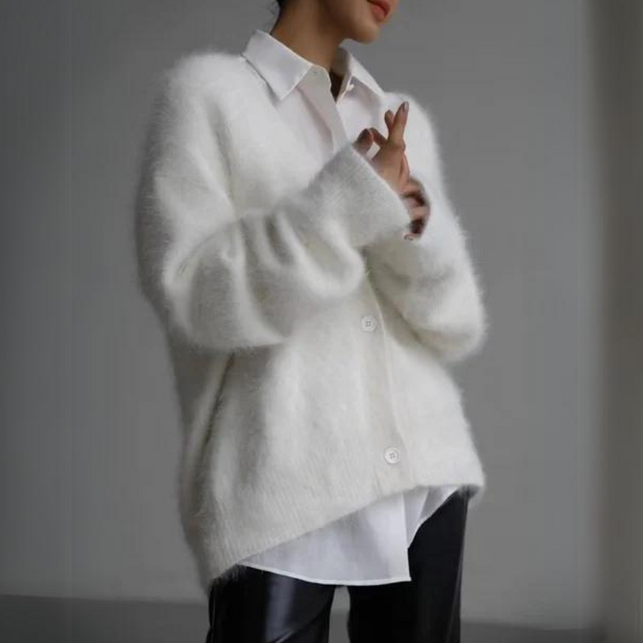Lysegrå cardigan til kvinder; elegant komfort og moderne design, perfekt til alle outfits.