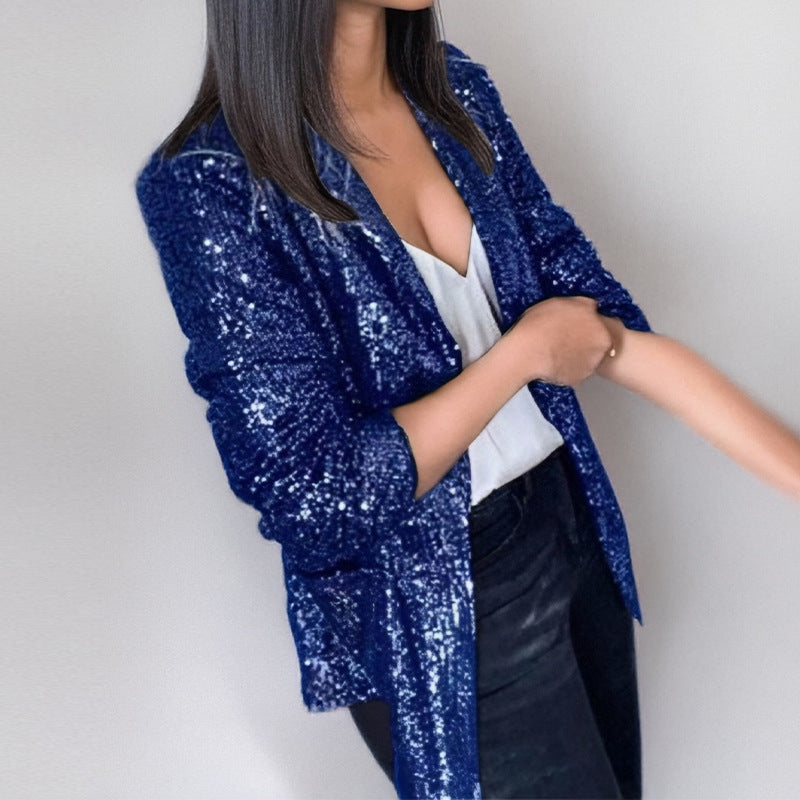 Elegant kvinde blazer med glimtende pailletter. En festlig åben front jakke, ideel til aftenbrug og særlige fester.