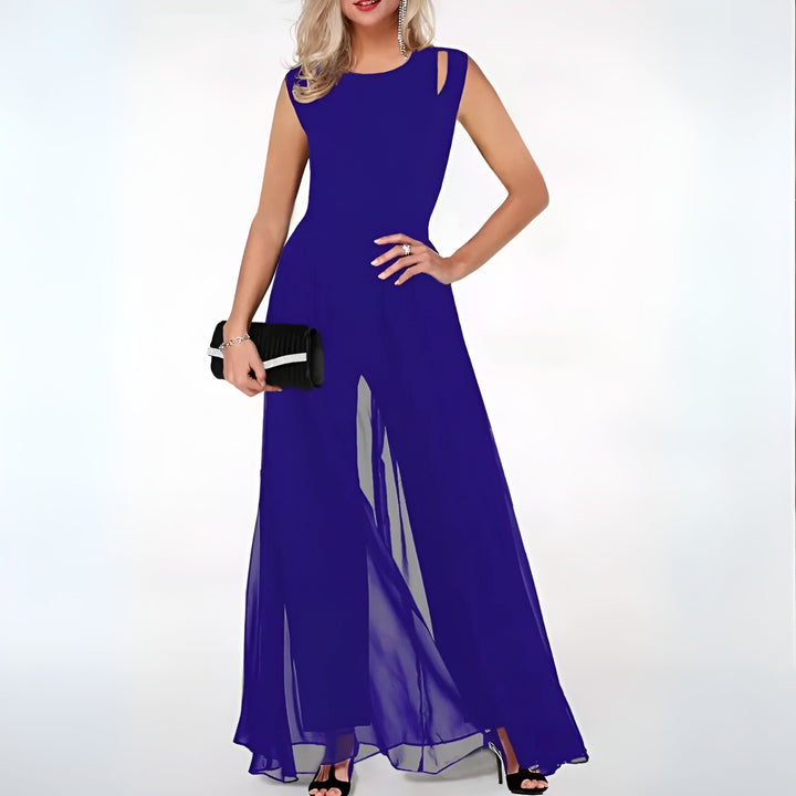 Hvid dame jumpsuit med elegant design. Komfortabel einteiler og buksedragt til hverdag og fest for kvinder.
