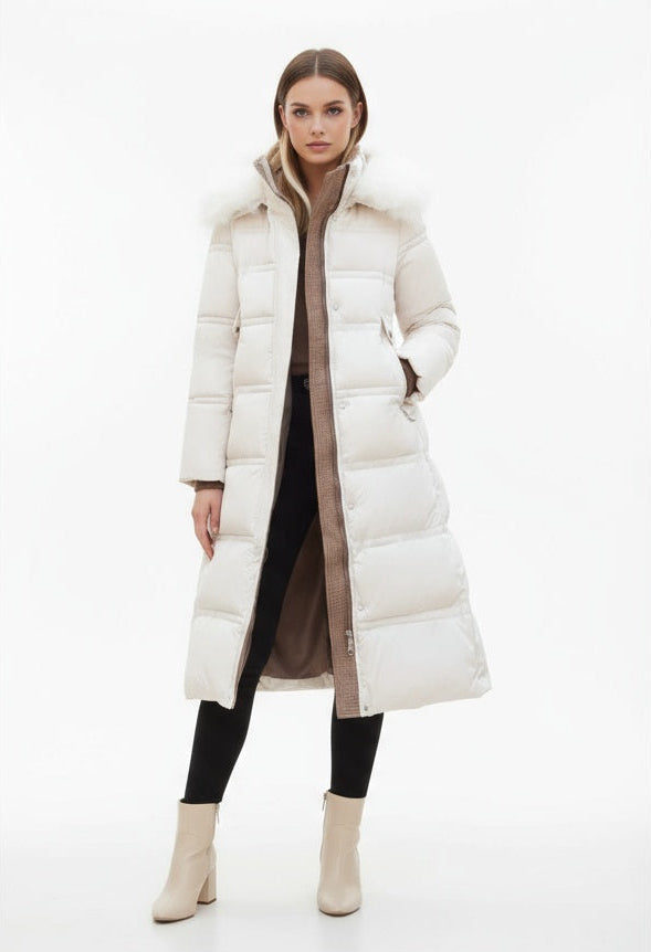 Elegant dame Maya vinterfrakke med varmt pufferdesign og stilfuld kunstpels krave. Ideel til kolde dage.