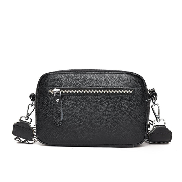 Kompakt og alsidig kvindetaske, perfekt til modebevidste damer som en elegant accessory.