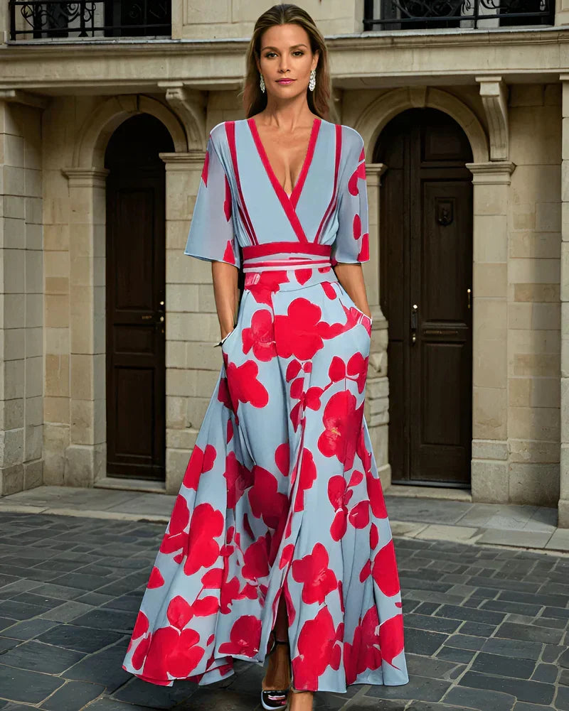 Elegant dame slå-om blomsterkjole med bindebånd, perfekt til sommer og fest.
