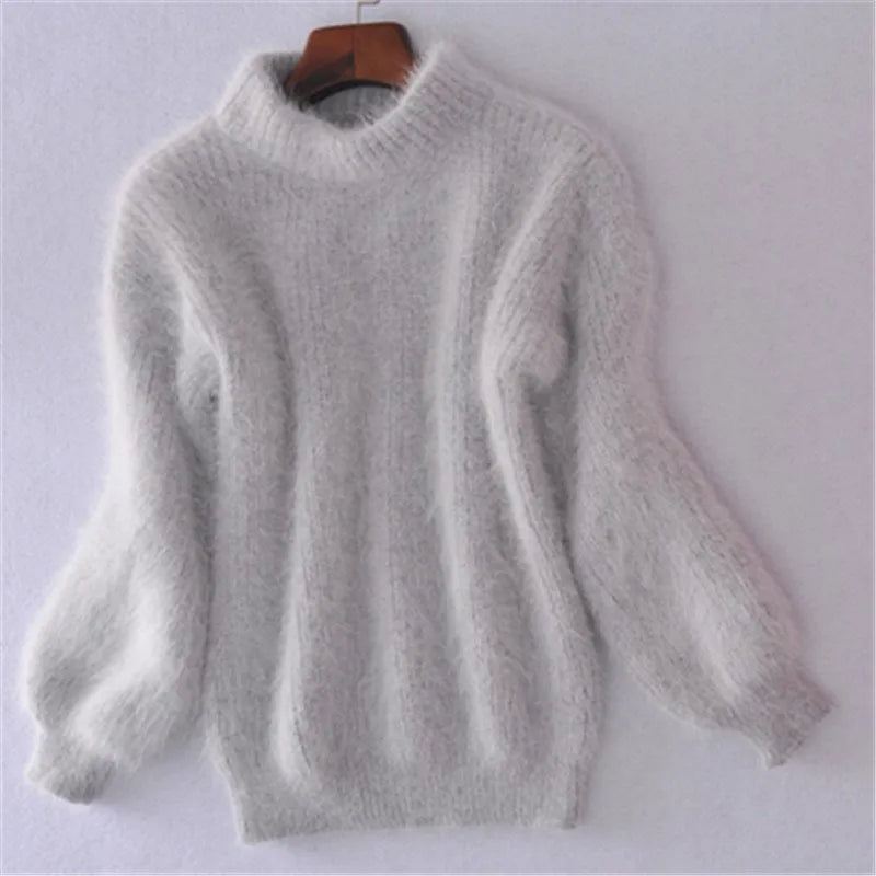 Tidløs dame striktrøje med vintage charme. Elegant og varm langærmet kvindetrøje til vinter.
