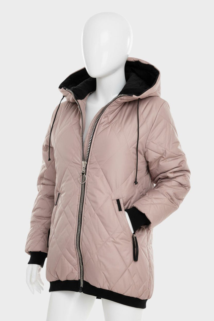 Varm og elegant damejakke, hoftelang vinterparka for stilfuld kvindemode og komfortabelt overtøj.