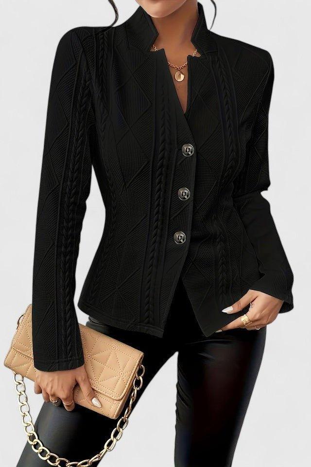 Casual dameblazer. Nem at style op eller ned for et afslappet, men stilfuldt hverdagslook. Alsidig kvindeblazer.
