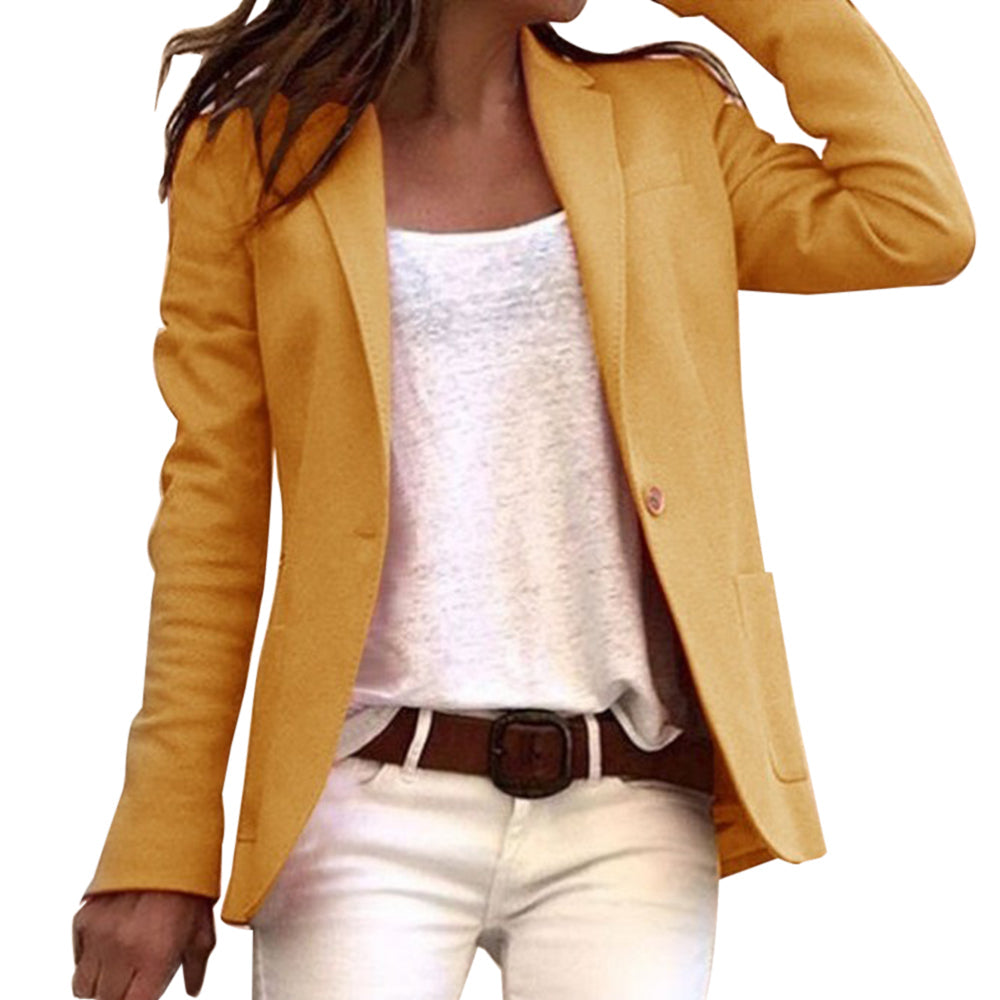 Klassisk dameblazer med enkelt knap, perfekt til et stilrent kontorlook eller en elegant aften.