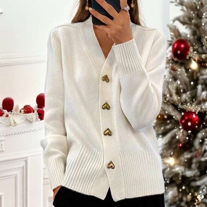 Chic damecardigan med elegante hjerteknapper, perfekt til enhver lejlighed. Komfortabel mode.