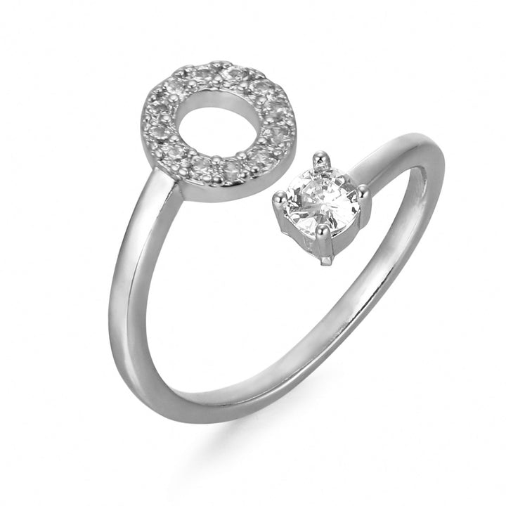 Elegant guld initialring, justerbar, et unikt personligt statement.