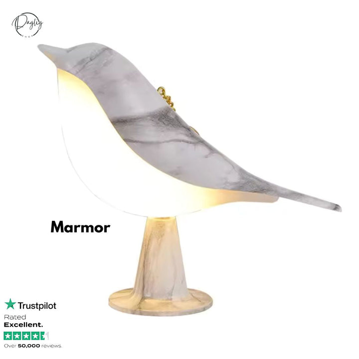 Bordlampe LED, genopladelig, trådløs. Elegant trædesign med dæmpbar funktion til indretning.
