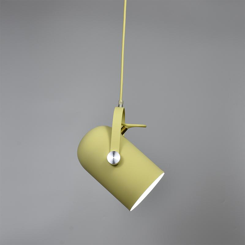 Moderne nordisk LED pendellampe som designobjekt. Elegant & minimalistisk, pynter rummet slukket som tændt.