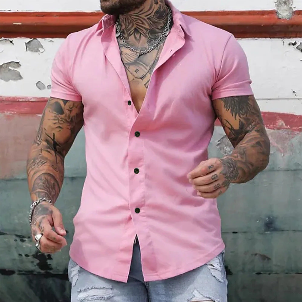 Denne elegante mænds slim-fit skjorte kombinerer stil og komfort. En perfekt langærmet hverdagsskjorte.
