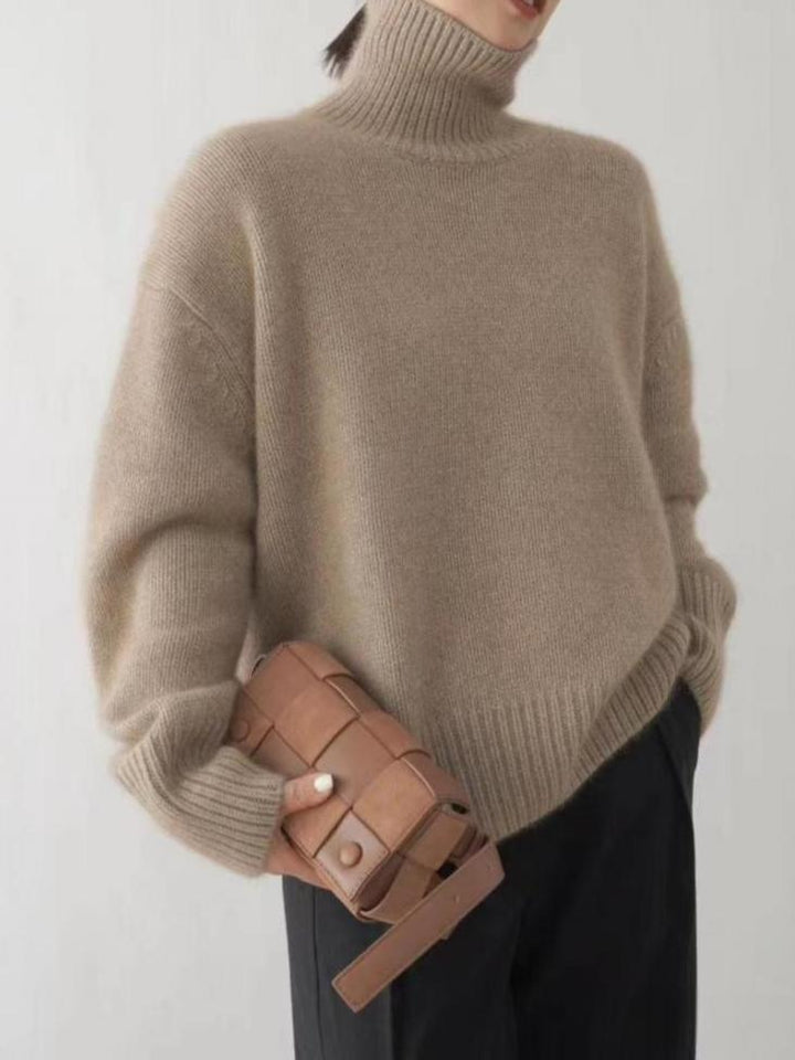 Elegant vintertrøje med rullekrave, en must-have for modebevidste kvinder.