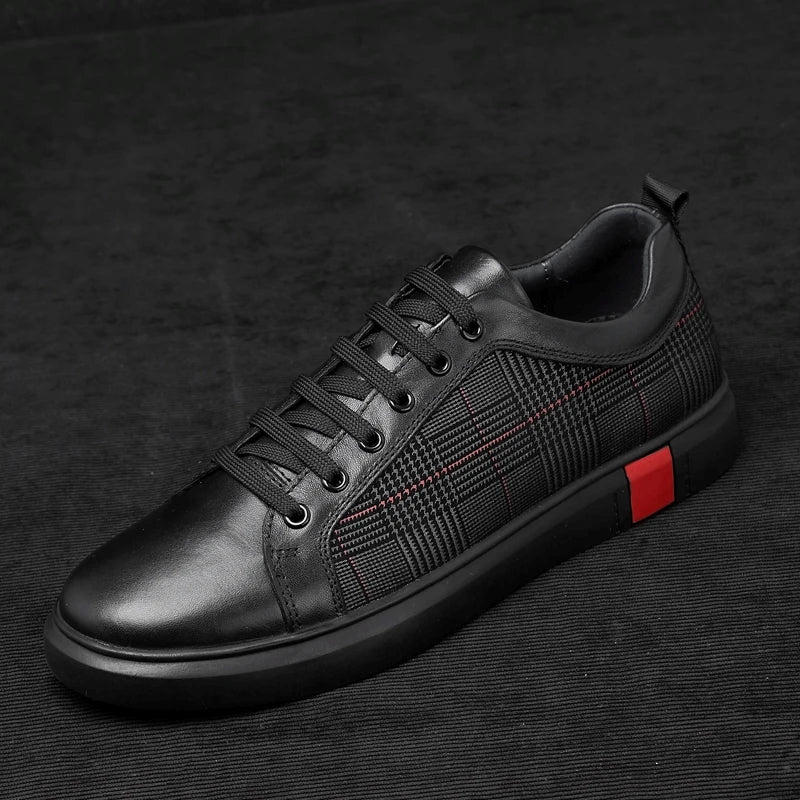 Elegante herre læder sneakers, håndlavet i Italien, af blødt kalveskind med skridsikker gummisål og tidløst design