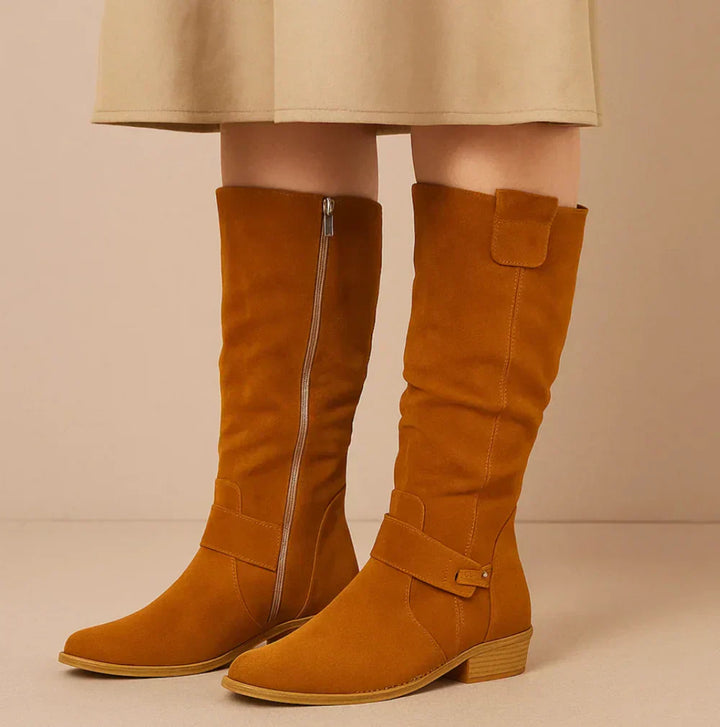 Elegante kvindersko i beige/brun. Komfortable og klassiske, perfekte til hverdag og fest.