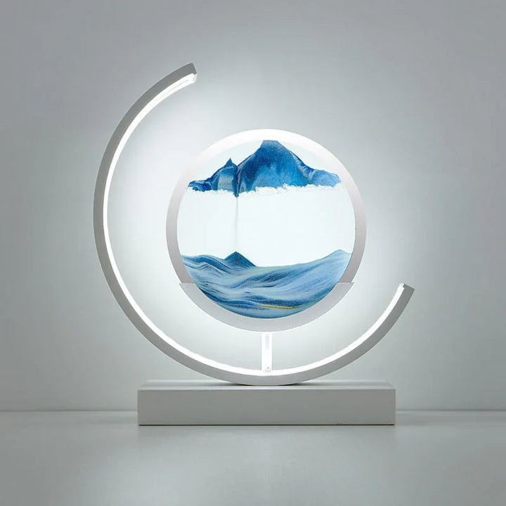 Elegant bordlampe med 3D sandkunst, varmt LED-lys og flydende sand, et perfekt design til stuer.