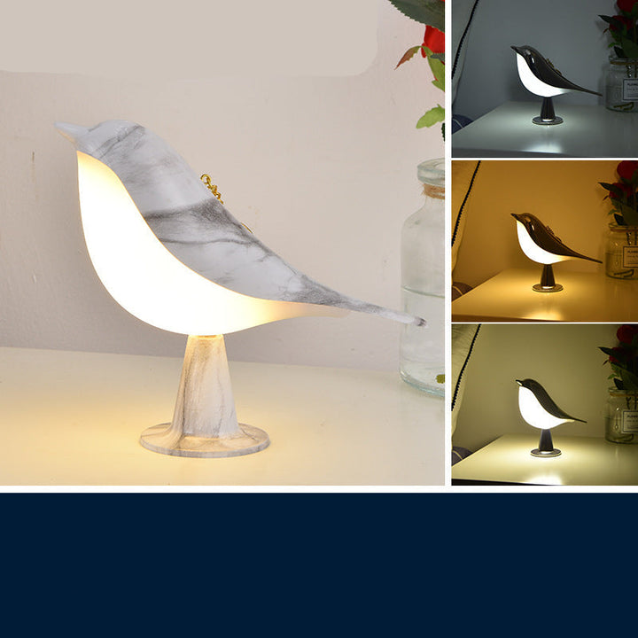 Elegant fugleformet lampe med tre LED-lysniveauer for fleksibel, energibesparende belysning og stilfuld atmosfære.
