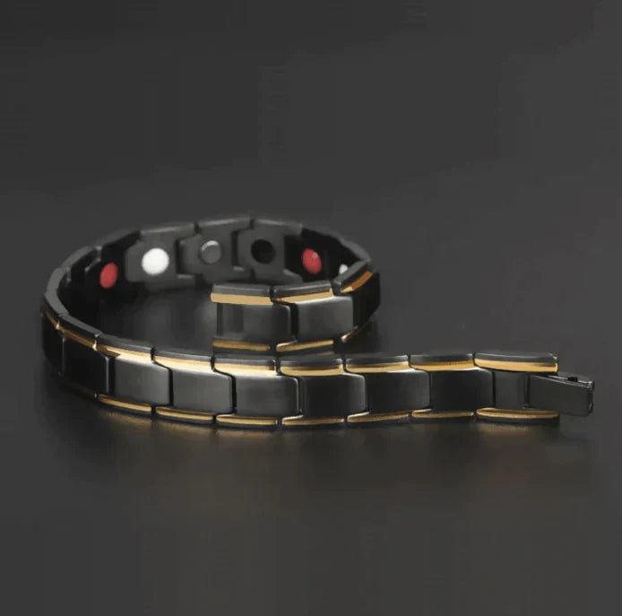 Elegant magnetisk sundhedsarmbånd, sølvfarvet, fremmer velvære, med neodym-magneter, passer til ethvert outfit.